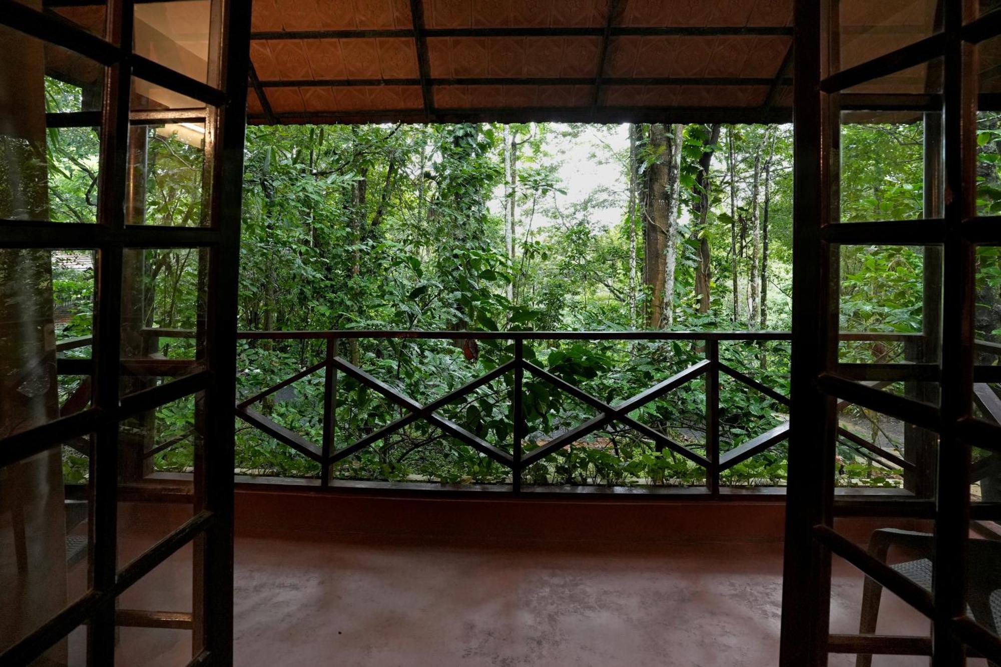 Coffee Acres Resort Kalpatta Buitenkant foto